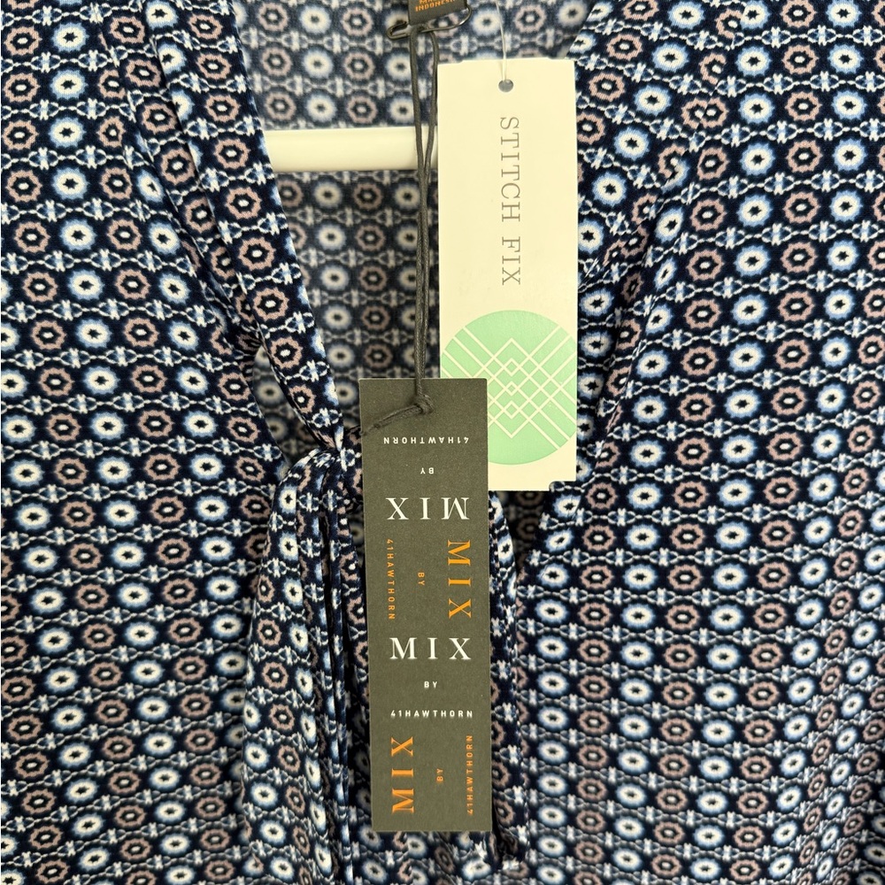 Mix by 41 Hawthorn Palila Tie Detail Sleeveless Knit Top Blue Print Size M NWT - Picture 9 of 10